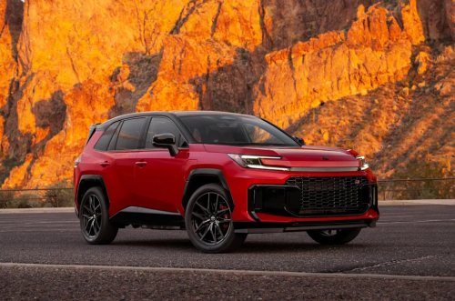 Toyota, Toyota RAV4, Toyota Drops Hot RAV4 Zero-Down Lease Offer You Shouldn’t Miss