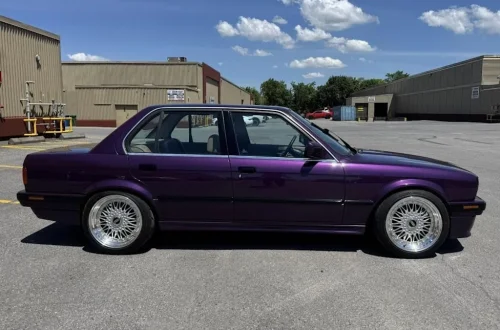 BMW, BMW E30, Twilight Purple S52-Swapped 1991 BMW 318i Is a Winter-Built E30 Sleeper