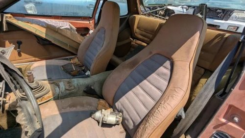 Junkyard Find: 1977 Porsche 924