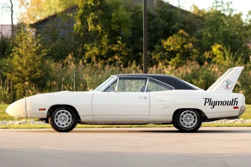 A Documented 440 Superbird Tests What Wing-Car Buyers Really Pay For