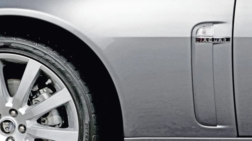 What If James Bond Had a Budget? He Might've Picked the 2007 Jaguar XK