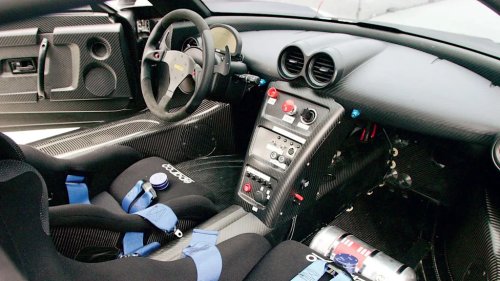 Chrysler Built an 850-HP, Ferrari-Killing Supercar, but Then It Disappeared
