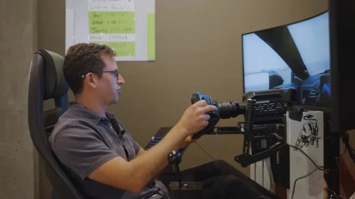 This Is How a Simulator Compares to a Real Track-Day Experience