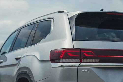 Take a Closer Look at the 2026 Volkswagen Atlas SEL Premium R-Line (Photo Gallery)
