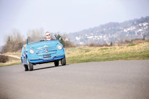 Life’s a beach aboard this Fiat 600 Jolly!