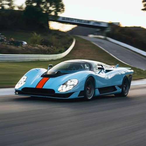 Someone Sacrificed a Porsche Grail to Build This Head-Turning Retro Stunner