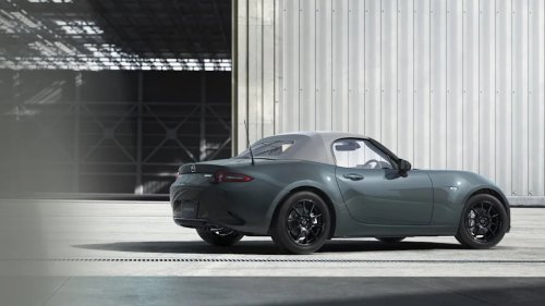Mazda, Mazda Finally Remembered the Miata Looks Great in Green