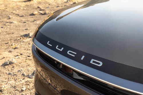Lucid, Tesla, Tesla Model Y, Lucid Delays Tesla Model Y Rival to Avoid Repeating Past Mistakes