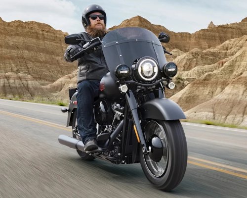 Harley’s Striking New Stripped-Down Retro Cruiser Recalls a Golden Age