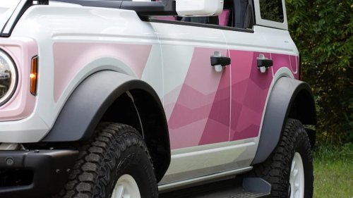 The Ford Bronco Desert Rising Looks Pretty (Awesome) in Pink