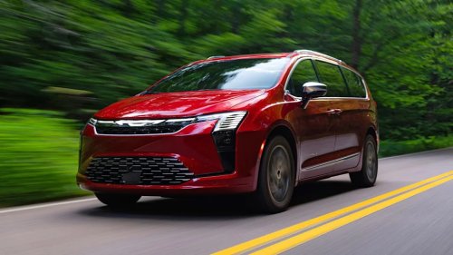 Chrysler, We Took Chrysler’s Updated 2027 Pacifica Minivan on a 1,700-Mile Road Trip—Is It Still the Minivan to Beat?