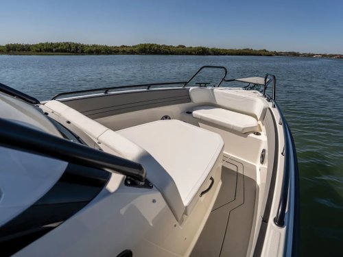 Boat Test: 2026 Navan T30