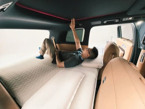 Xiaomi, SUV, Xiaomi’s New Electric SUV Has A Freeform Cabin That Fits A Bed and Fridge