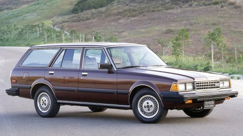 Toyota Is Quietly Keeping Wagons Alive in an SUV World, and We Hope It Works