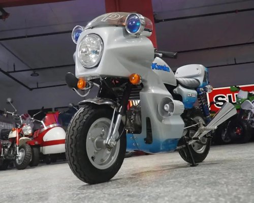 This Tiny Rider-Friendly Honda Apes an Early Action Movie Moto Legend