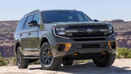 Ford, Ford Expedition, GMC, 2026 Ford Expedition Tremor vs GMC Yukon AT4 | 5 Key Differences