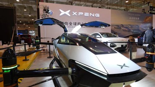 Tesla, Robotaxi, Tesla Faces A Potential Challenge From A Robotaxi Manufacturer In China