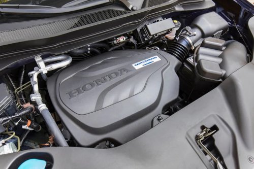 My Friend Drives a 2019 Honda Pilot and Doesn't Want a Big 3-Row SUV Anymore. This is What I Recommended