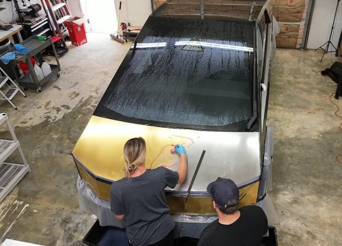 Tesla, Cybertruck, YouTuber Turns a Tesla Cybertruck Into 24K Solid Gold—And It Cost a Fortune