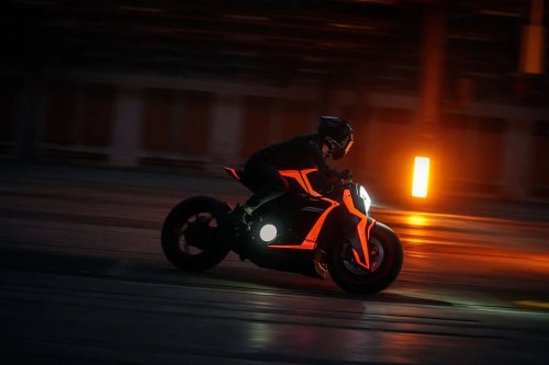 Diamond Atelier's DA#22 Ultron Is a 205-HP Hyperbike With a Titanium Exhaust That Was Grown, Not Welded