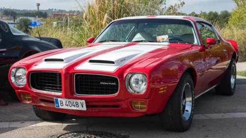 Pontiac, What Makes A Pontiac Firebird A Formula, And How Is It Different From A Trans Am?