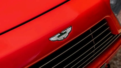 This 600-Mile Aston Martin V8 Vantage Zagato Is a Time Capsule You Can Actually Buy