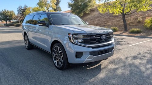 Ford, Ford Expedition, Is the 2026 Ford Expedition MAX Worth $106K? Or Should You Stick to the Base $74K Price?