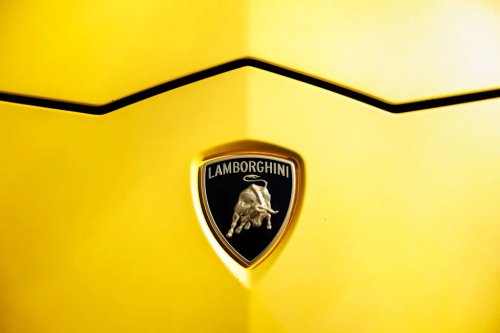 Lamborghini, Lamborghini pays tribute to Miura with special-edition Revuelto