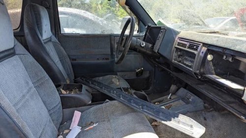 Junkyard Find: 1989 Chevrolet S-10 Blazer 4x4 With 300K Miles