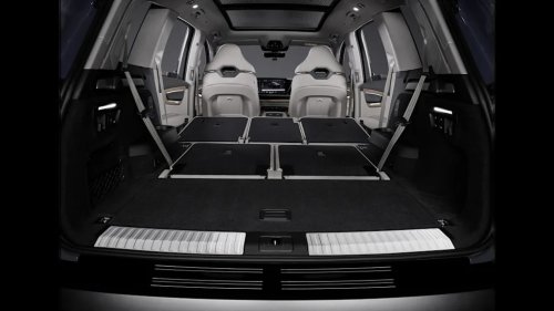 Audi’s New 2027 Q7 Gets the Engine and Interior It Deserves