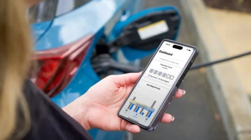Toyota, Toyota Has A Fix For Forgetful Drivers Who Never Plug In Their Hybrids