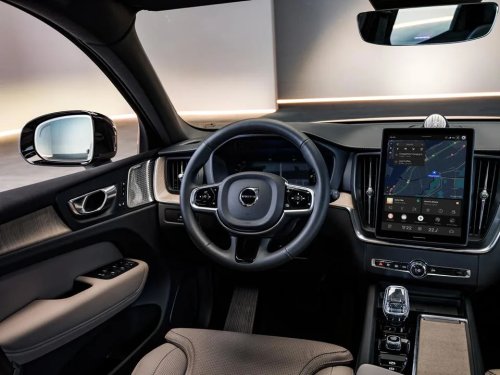 Volvo, Volvo XC60, New Volvo XC60 Takes On Super Hybrids With 124 Miles Of Electric Range