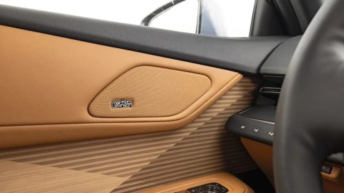 Tested: The Lexus ES350e EV Is a Commuting All-Star