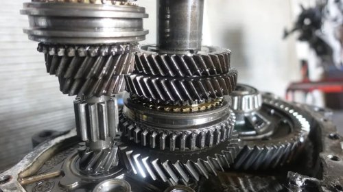 4 Things That Can Cause A Grinding Noise When Shifting Gears