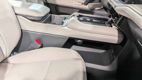 Toyota, Toyota Highlander, Production of the 2027 Toyota Highlander EV Delayed by at Least Two Months