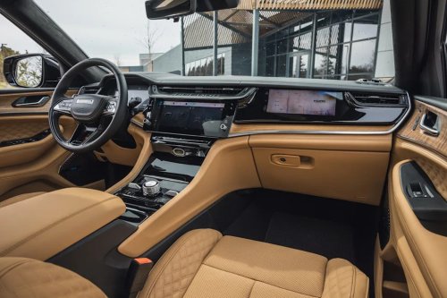 Jeep, Jeep Grand Cherokee, View Interior Photos of the 2026 Jeep Grand Cherokee Summit