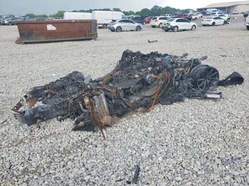 McLaren, This Pile of Melted Metal Used to be a McLaren 720S and Someone is Still Trying to Make Money of It