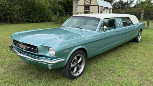 Ford, Ford Mustang, Someone Turned A 1966 Ford Mustang Into A 21-Foot Stretch Limo