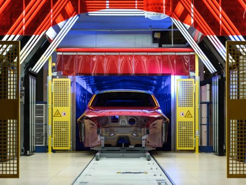 BMW’s Next Hydrogen Vehicle Is… Its Factory