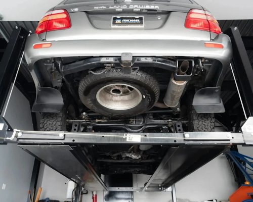 Toyota, Toyota Land Cruiser, This 25-Year-Old, 100k-Mile Toyota Land Cruiser Just Sold for Nearly as Much as a New One