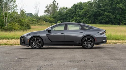 Lexus, Lexus ES, 2026 Lexus ES 500e First Drive: A Classy Sedan With A Slow Charge