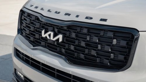 Kia Telluride Recall Fix Failed, 450,000+ SUVs Need to Park Outside