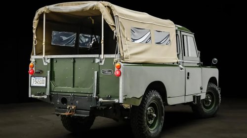 Daniel Craig and Rachel Weisz’s 1959 Land Rover 109 Series II in Photos