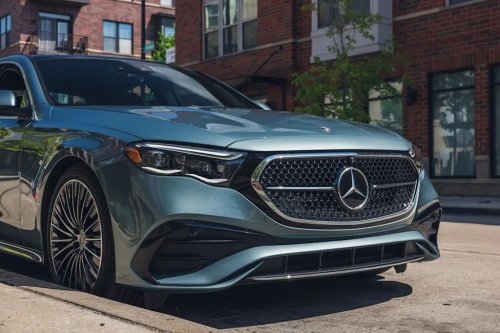 See Exterior Pics of the 2026 Mercedes-Benz E450