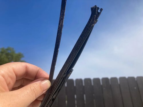 Signs You Need New Wiper Blades