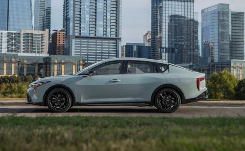 Kia, Kia K4, Hyundai, Hyundai Elantra, Kia K4 Vs. Hyundai Elantra Sales: The Older Car Is Winning