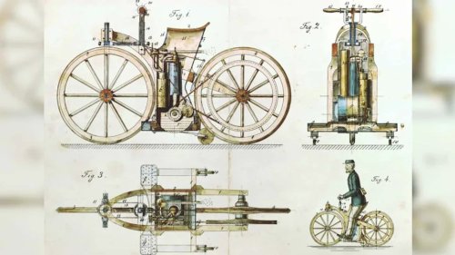 The World’s First Gas Motorcycle Was A Wooden Test Mule With Training Wheels
