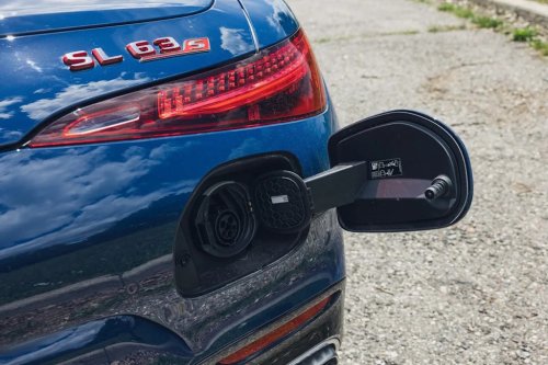 See Exterior Pics of the 2026 Mercedes-AMG SL63 S E Performance