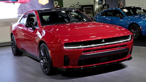 Nearly 1M Chrysler, Jeep, Dodge and Ram vehicles recalled over camera glitch
