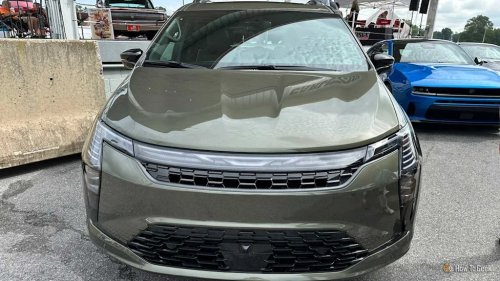 Chrysler, SUVs still can’t beat the minivan Chrysler invented 40 years ago